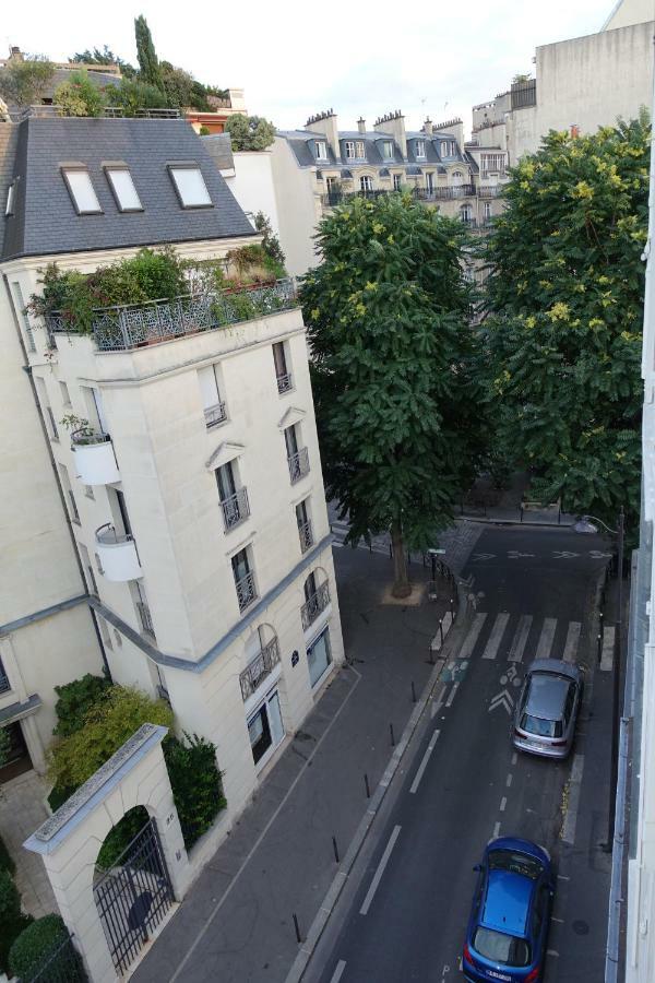 Sunny And Quiet Apartment باريس المظهر الخارجي الصورة
